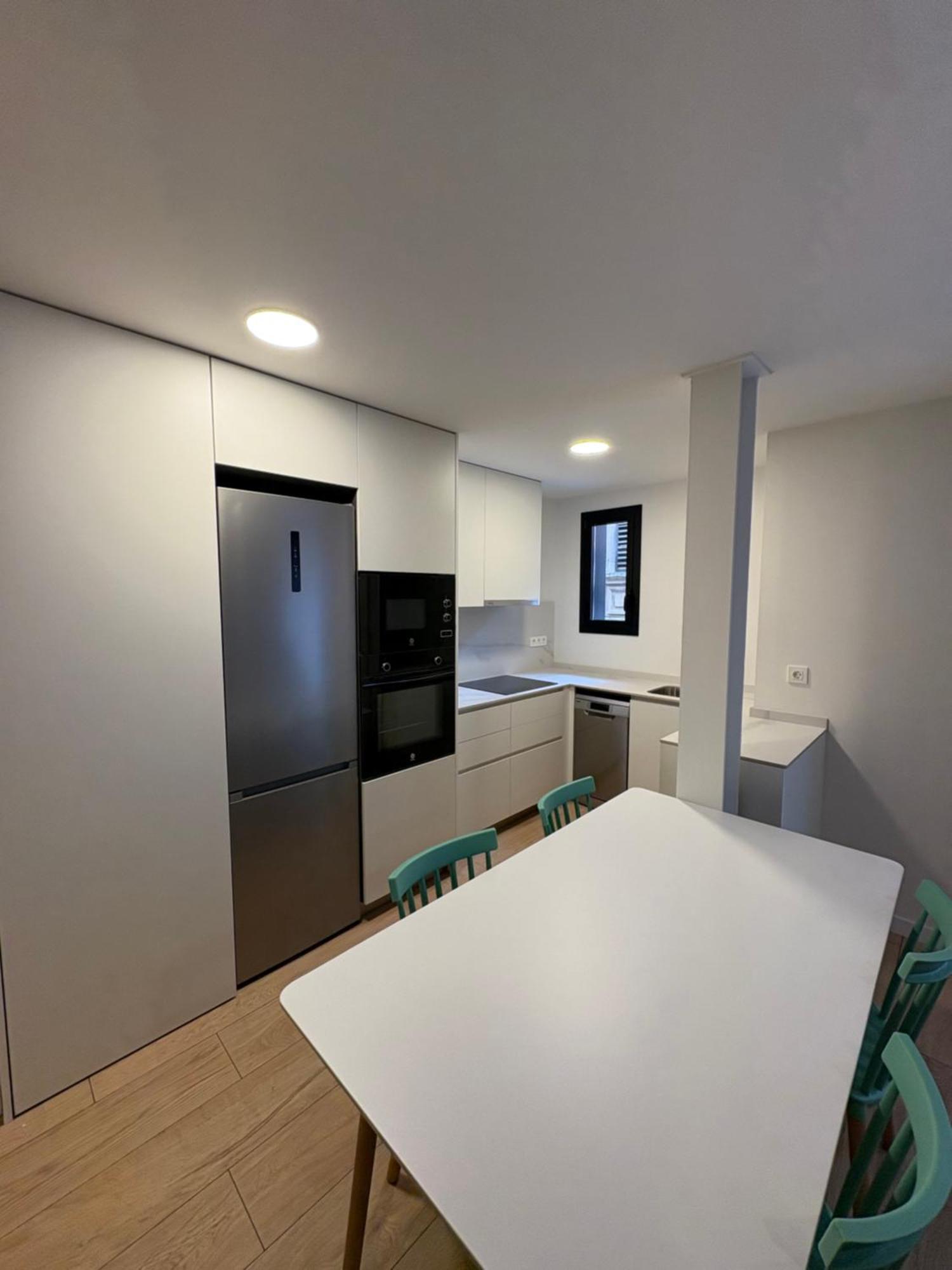 Reusia Apartaments Kültér fotó